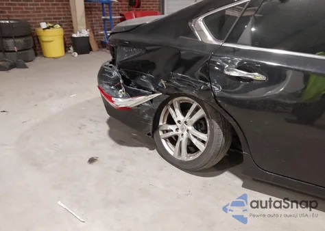 2017 Nissan Altima 3.5 Sl/3.5 Sr z USA, uszkodzony, nr VIN 1N4BL3AP5HC113861